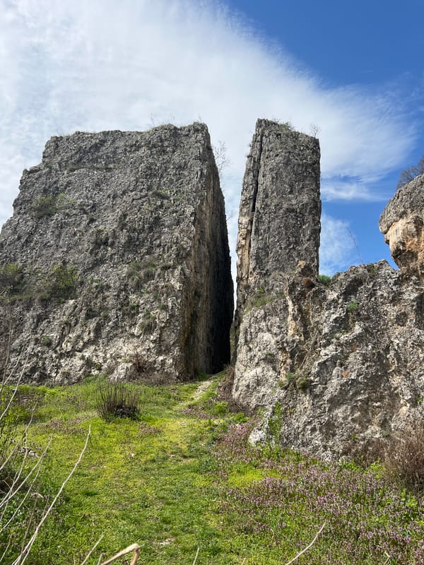 Rock formations documented in Kartozhabene, Bulgaria
