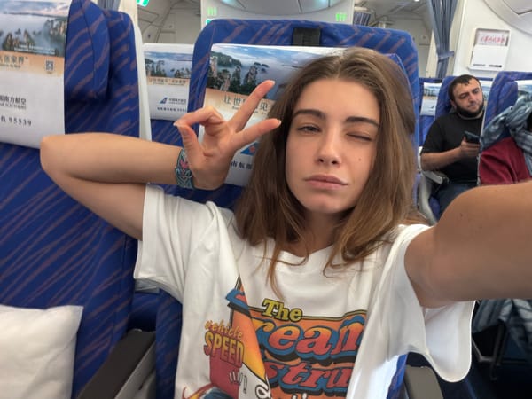 Passenger takes selfie on airplane in Baiyun District