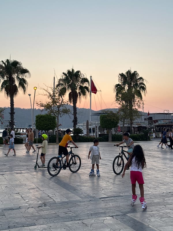 Summer evening on the Fethiye waterfront with live street music
