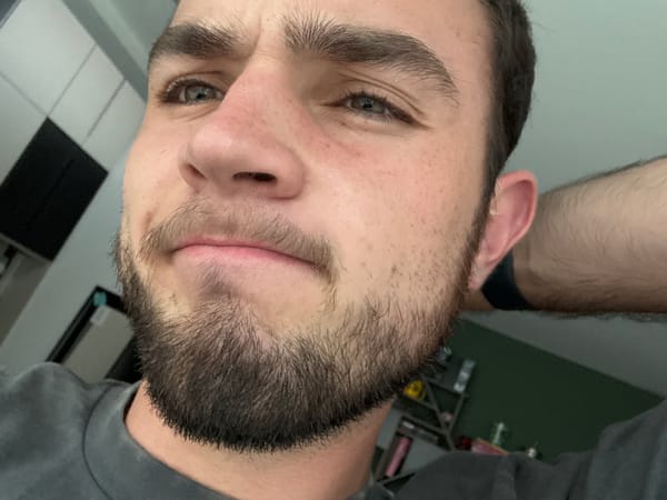 Quiet evening moments captured in Mexican suburb