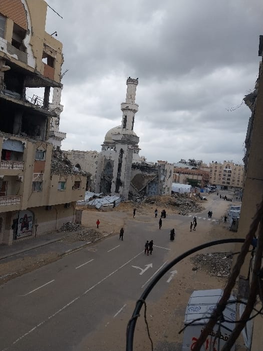 Witnesses Document Ongoing Destruction and Displacement in Khan Yunis