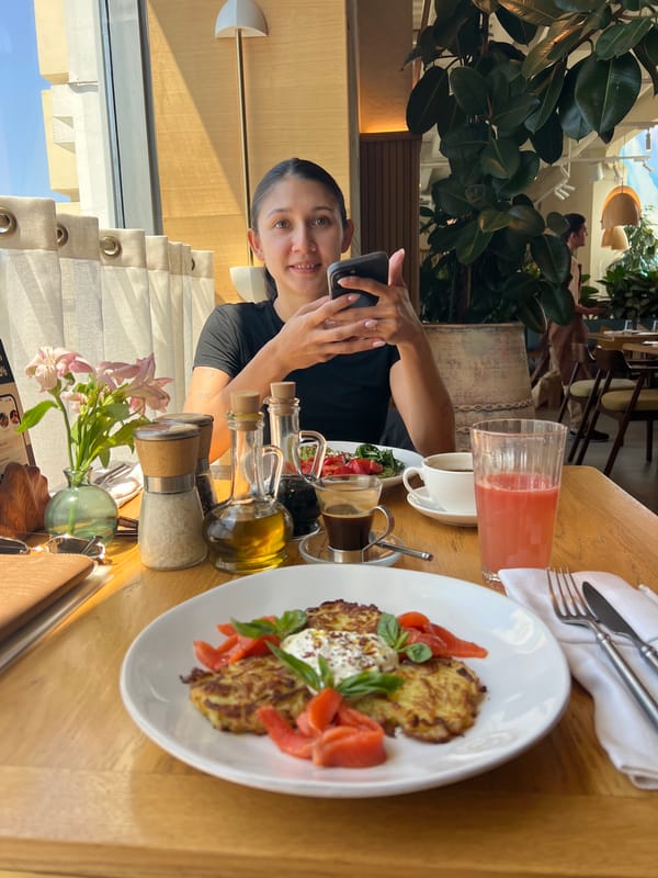 Late-night dining experience documented in Vladivostok restaurant