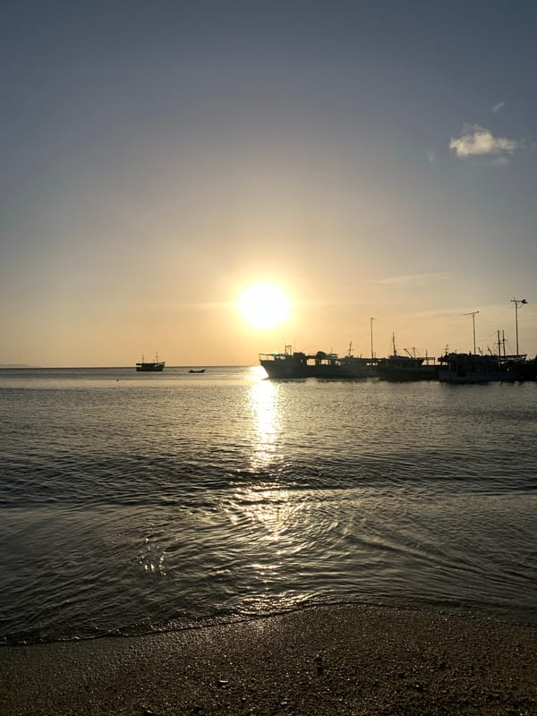 Evening sunset captured by witnesses in Juan Griego waterfront