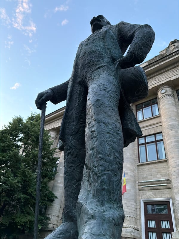 Evening scenes documented across central Chișinău, Moldova