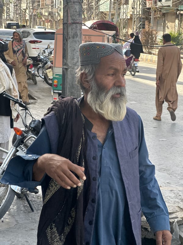 Daily street life documented in Quetta's commercial district