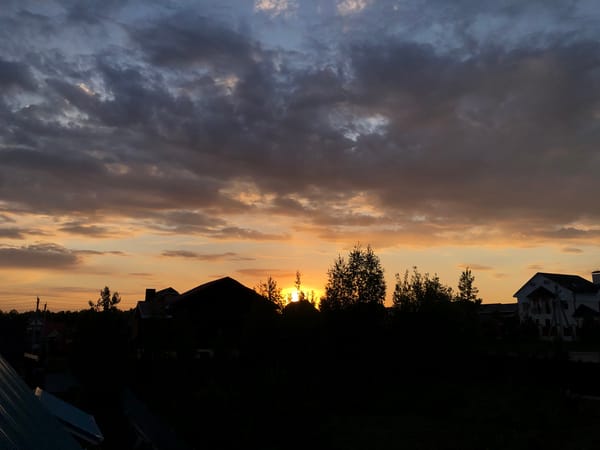 Evening life documented in Noviy, Russia through eight casual moments