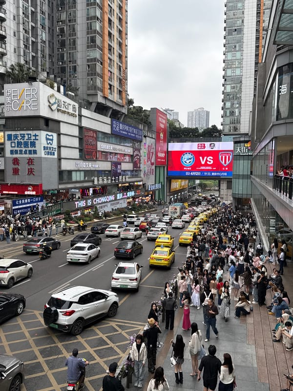 Fashion shoots and modeling sessions documented in Liangjiang