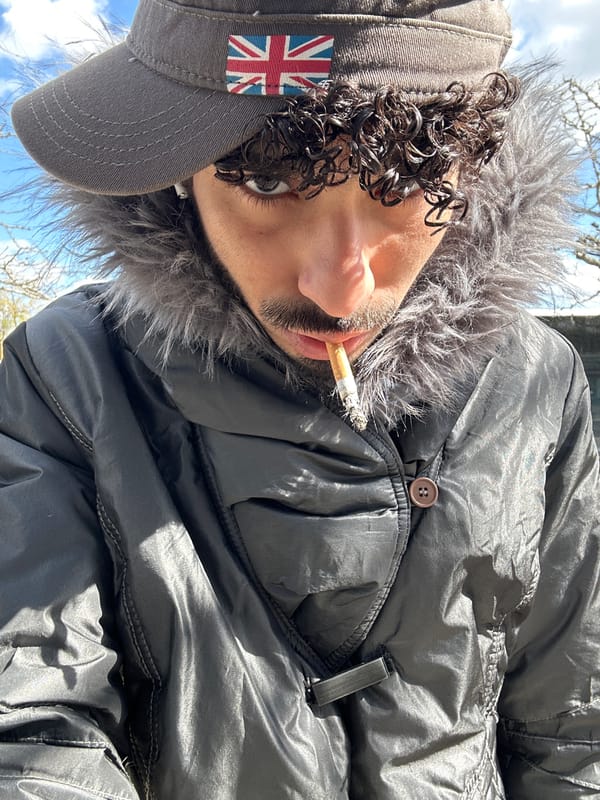 Man takes selfies outdoors and in vehicle in Les Ulis