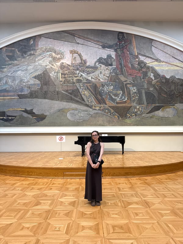 Art collection documented at Moscow cultural institution Monday morning