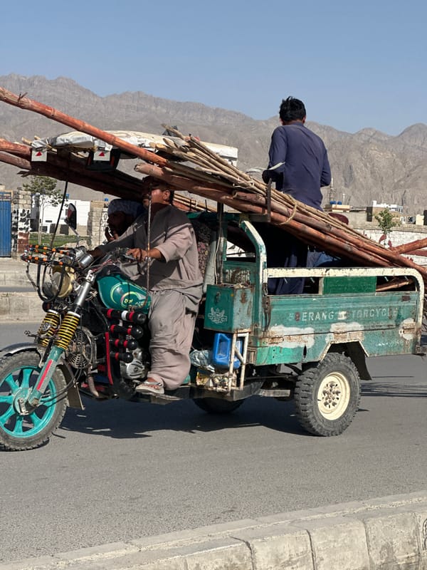Daily street life documented in Quetta City