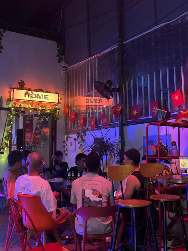 Hotel downtime and a night out in Đà Nẵng