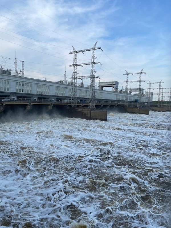 Family visits Perm hydroelectric dam during major water discharge