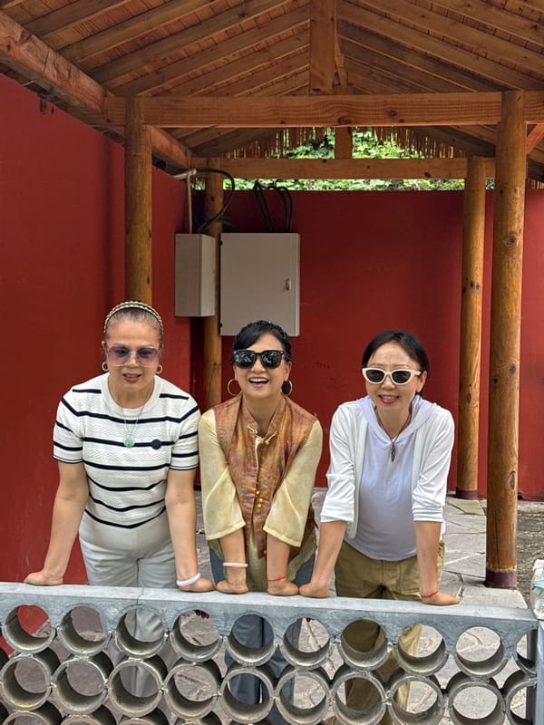 Women spotted at multiple locations in Jiulongpo District