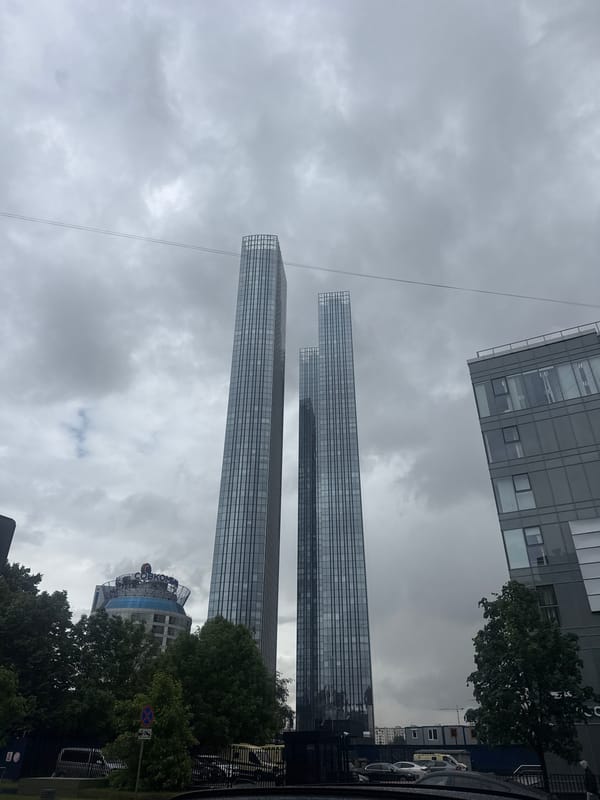 Rainy day street scenes documented in Khimki, Russia