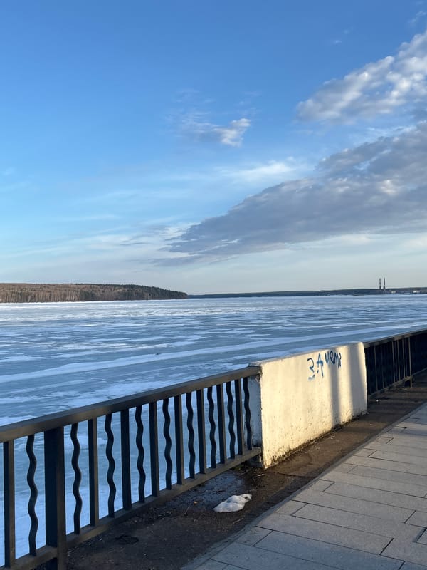 Winter waterfront scenes documented in Chaikovsky, Russia