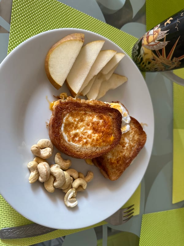Eggs in toast rings, pears, and cashews — breakfast in Podolsk