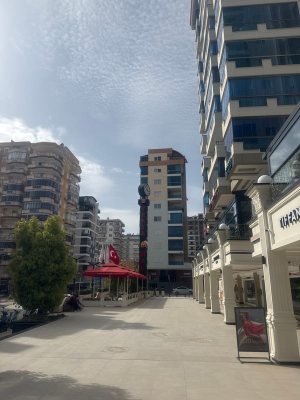 Urban street scenes documented around Yekta Mall, April 15