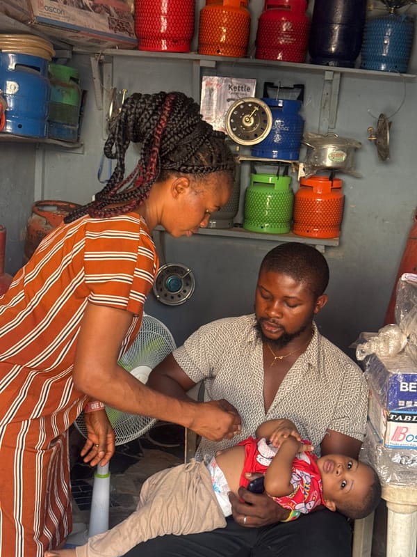Family spotted at gas cylinder shop in Ihiagwa, Nigeria