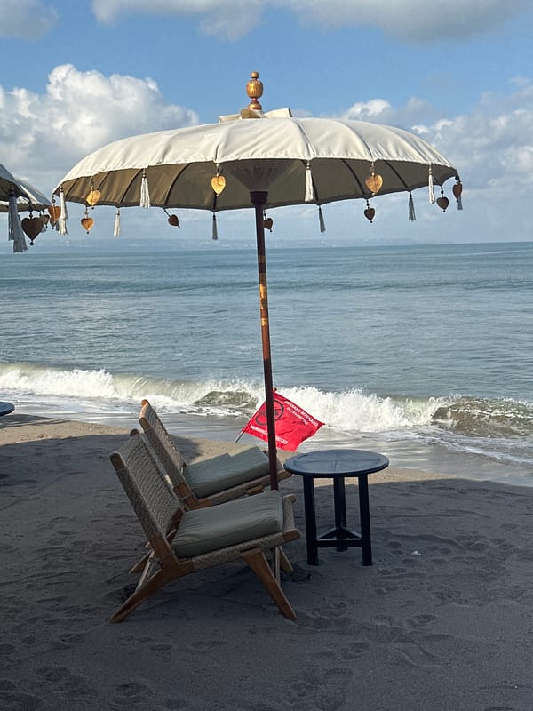 Beach relaxation and alleyway stroll in North Kuta