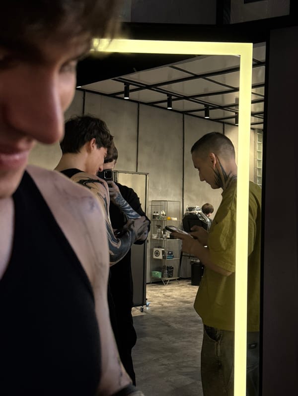 Moscow tattoo studio session documented over four hours
