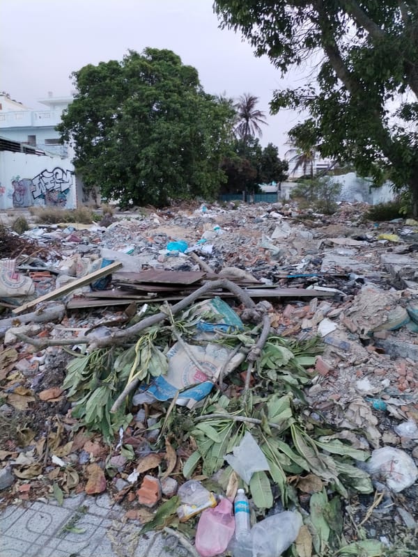 Hour of ordinary life documented in Nha Trang ward