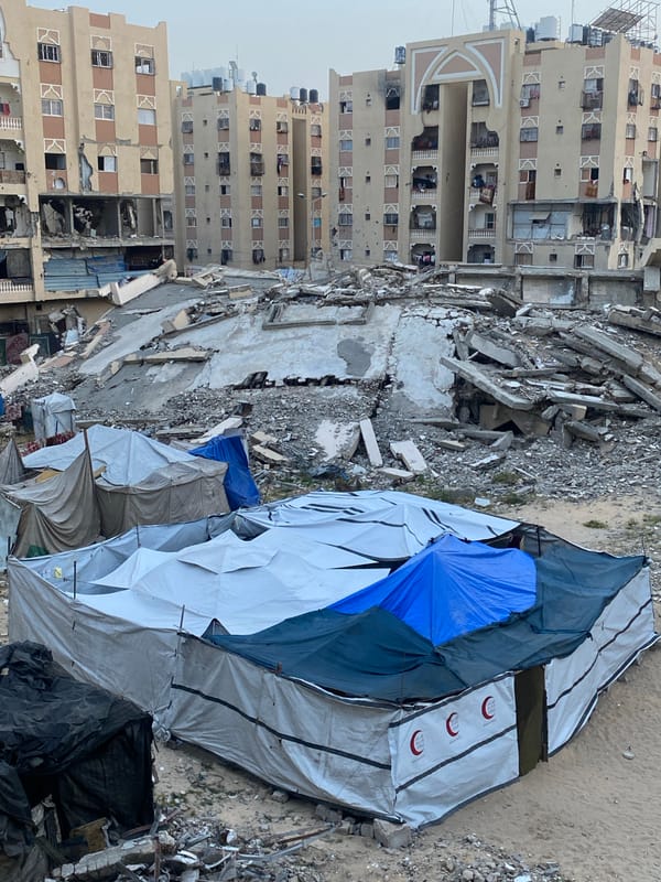 Witnesses document damaged buildings, tent camps in Khan Yunis