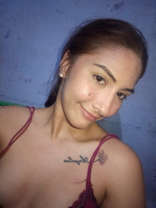 Late night personal photography session in Juan Griego home