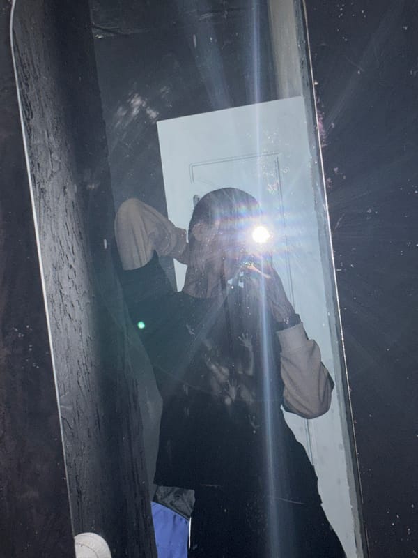 Individual photographed in underground location in Saratov