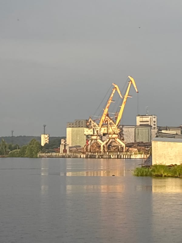 Waterside ride: docks, ruins, and a sunset stop
