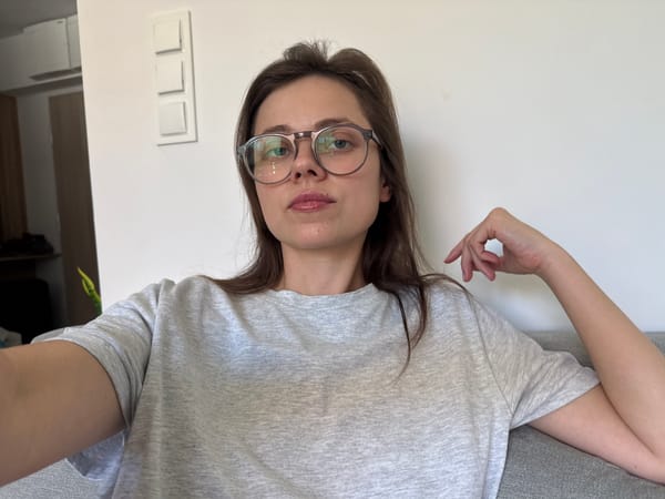 Indoor snapshots and a frustration note about blocked bank access