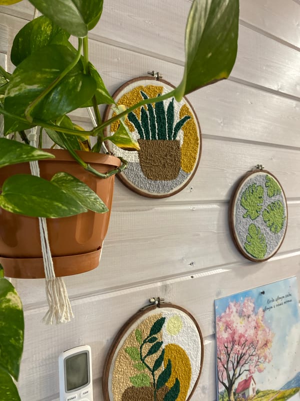 Indoor portrait captured with home decor in Izhevsk