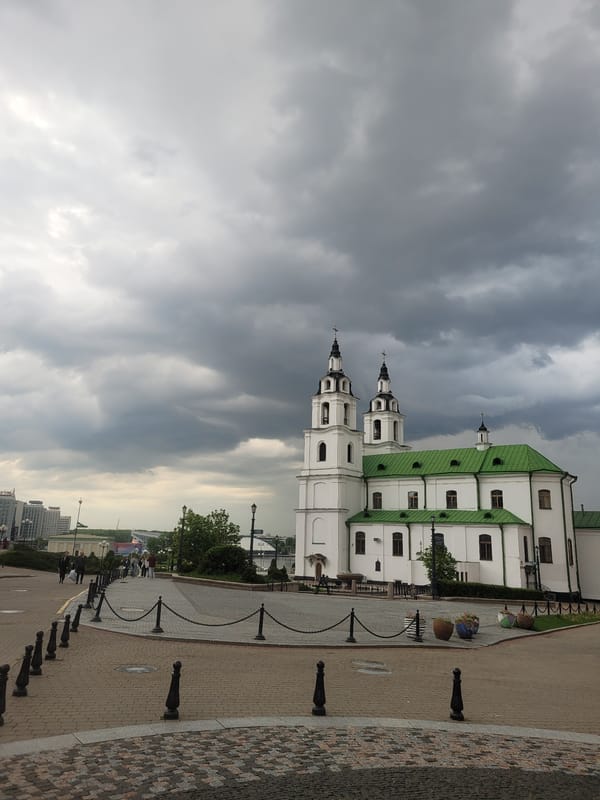 Witness documents Holy Spirit Cathedral area in Minsk