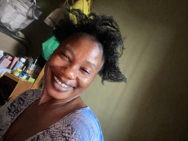 Woman captures joyful selfie moments in Narayi, Nigeria