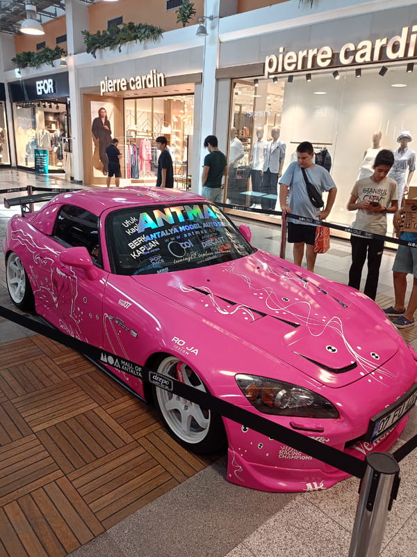 Custom pink Honda S2000 on show at Antalya mall