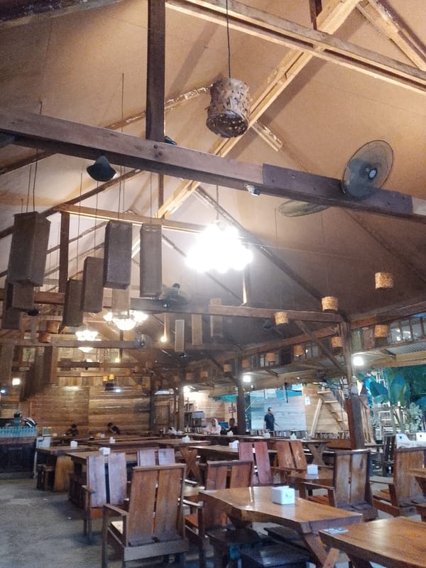 Restaurant dining scene documented in Lhokseumawe, Indonesia
