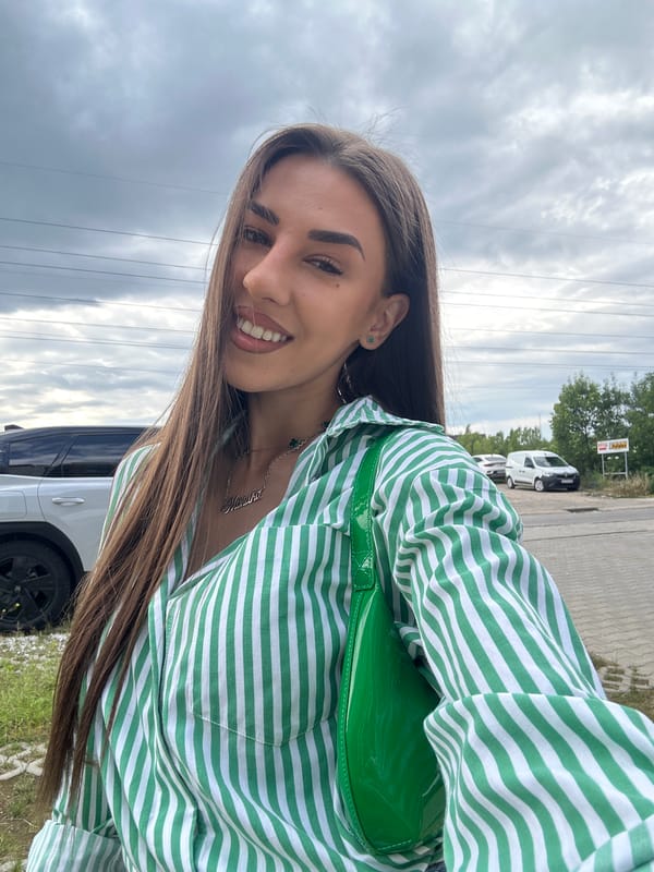 Afternoon at home in Sofia: selfies, pets, and everyday life