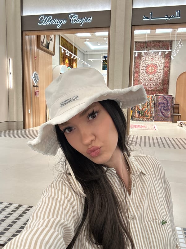 Woman photographed in casual morning portraits in Dubai