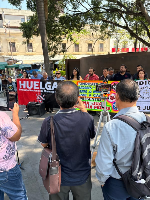 Judicial union workers protest in historic Cuernavaca city center