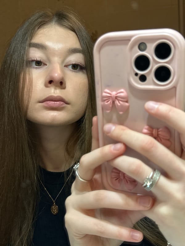 Woman documents extended selfie session in Kazan, Russia