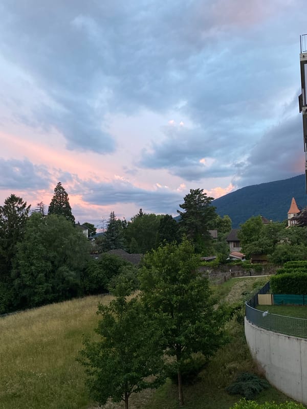 Evening balcony moments captured in Milvignes residential area