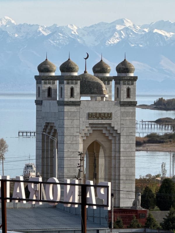 Tourist captures scenic views of Çolpon-Ata cultural sites, mountains