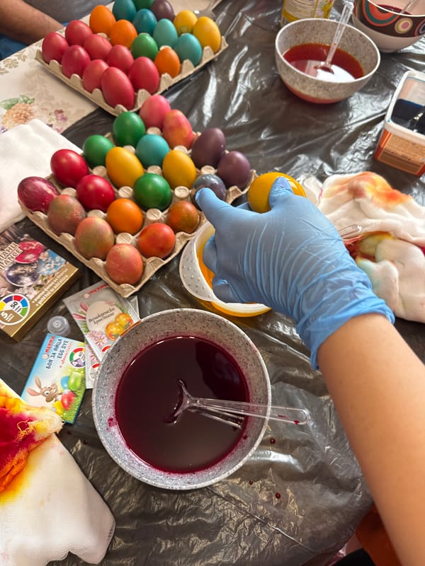 Easter egg dyeing and casual moments captured in Panagyurishte