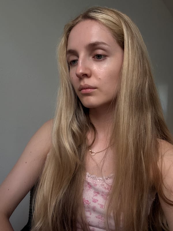 Casual bedroom portrait session in Miami, June 2026