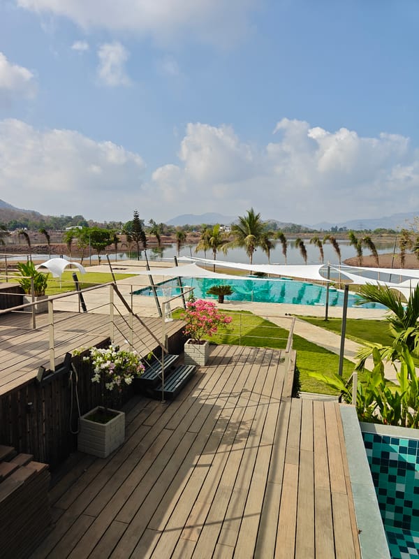 Family enjoys rural retreat activities in Kalote Mokashi, India