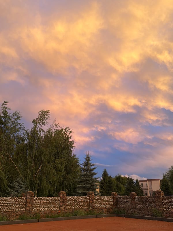 Sunset clouds and park scenes in Çolpon-Ata, Kyrgyzstan