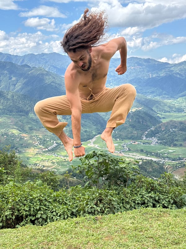Outdoor recreation activities captured in Tú Lệ mountains, Vietnam