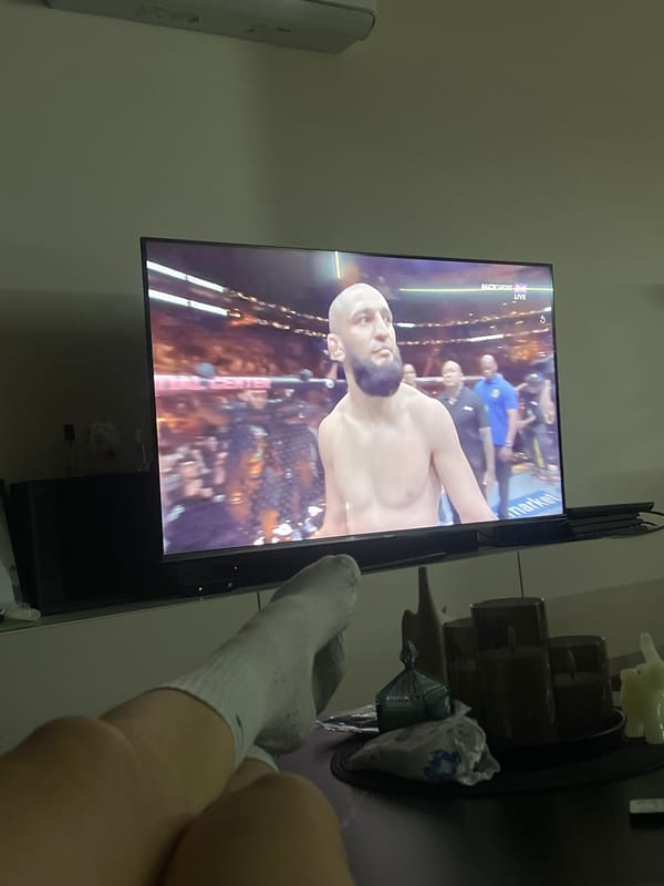 Plovdiv resident watches UFC broadcast while dining at home