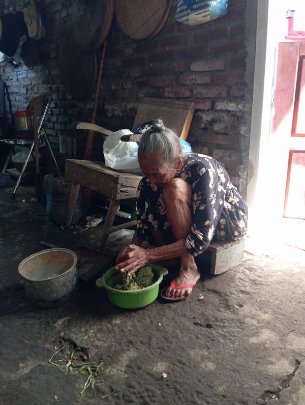 Domestic life captured in Baron, Indonesia neighborhood scenes