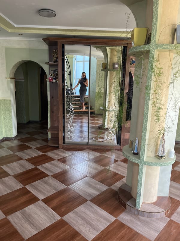 Early morning domestic life documented across Tarnivtsi, Ukraine homes