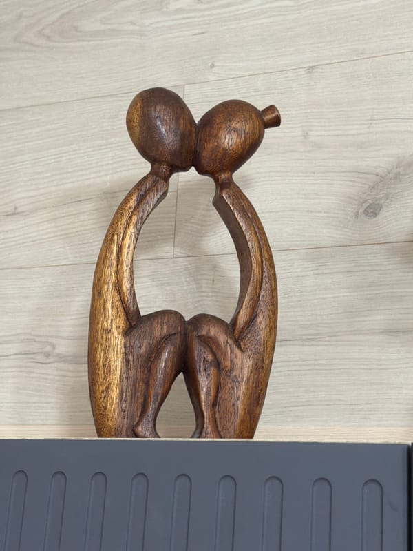 Eclectic home decor in Zarechny, from folk art to Homer Simpson
